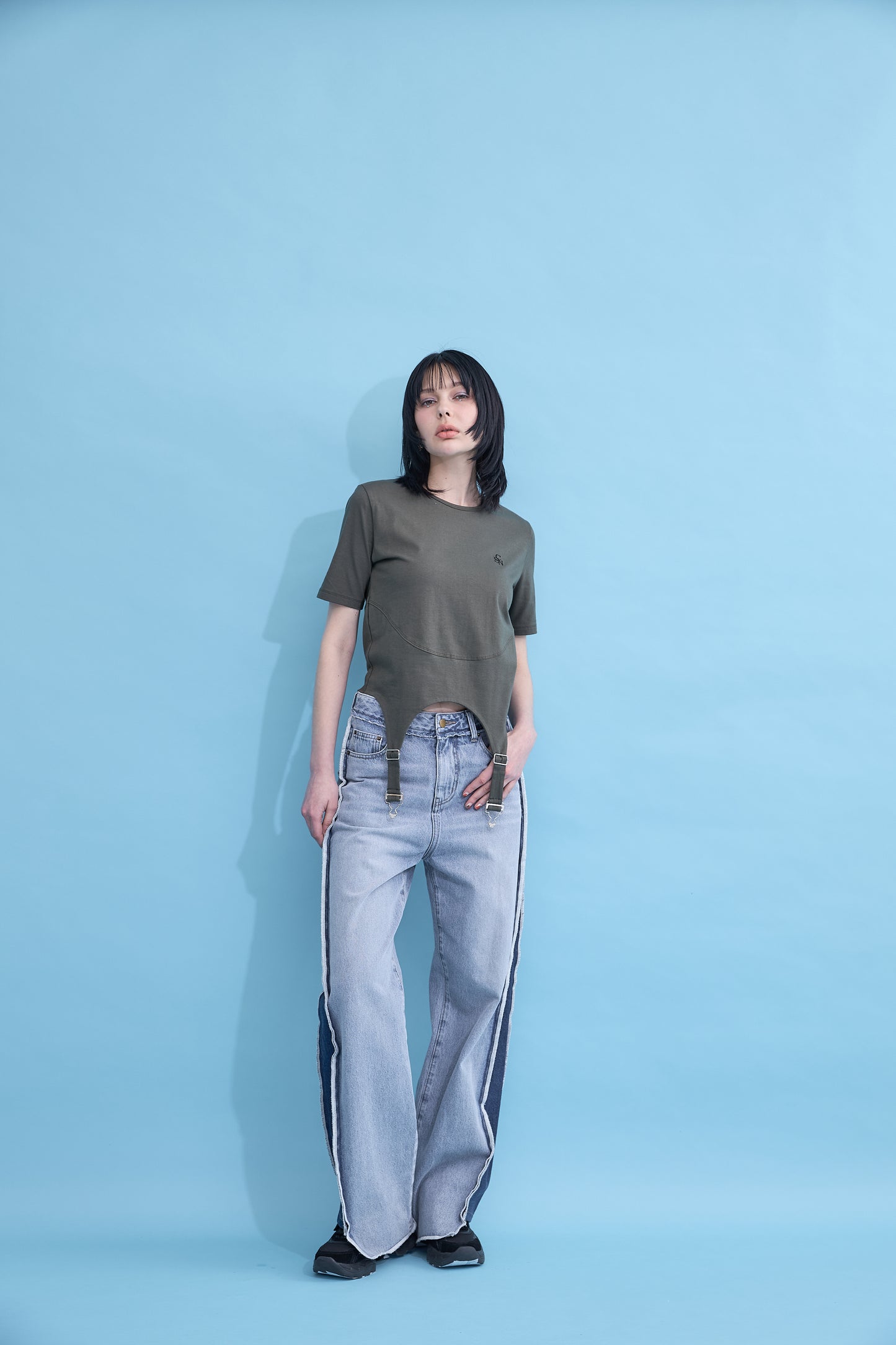 Irregular hem logo T-shirt