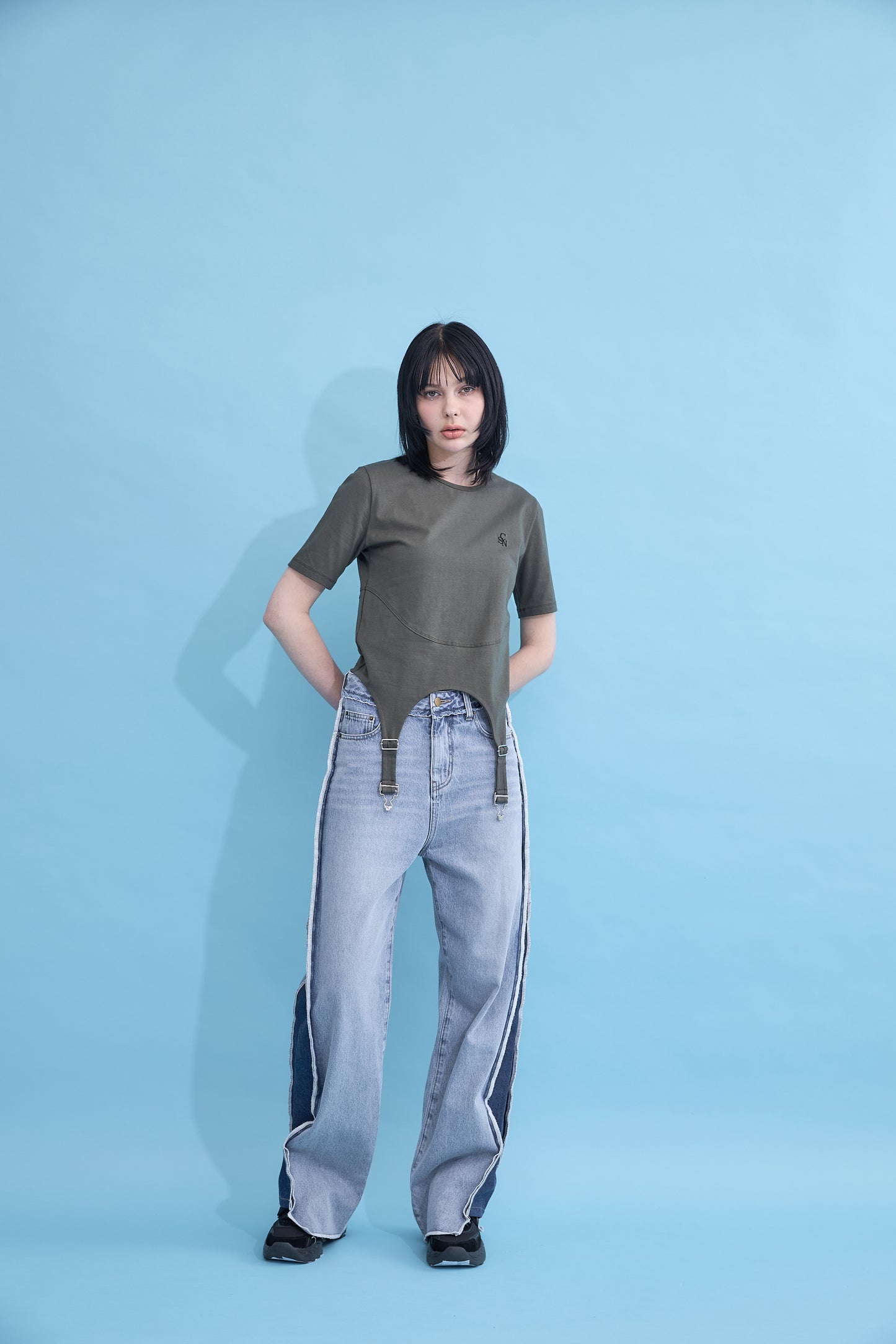Irregular hem logo T-shirt