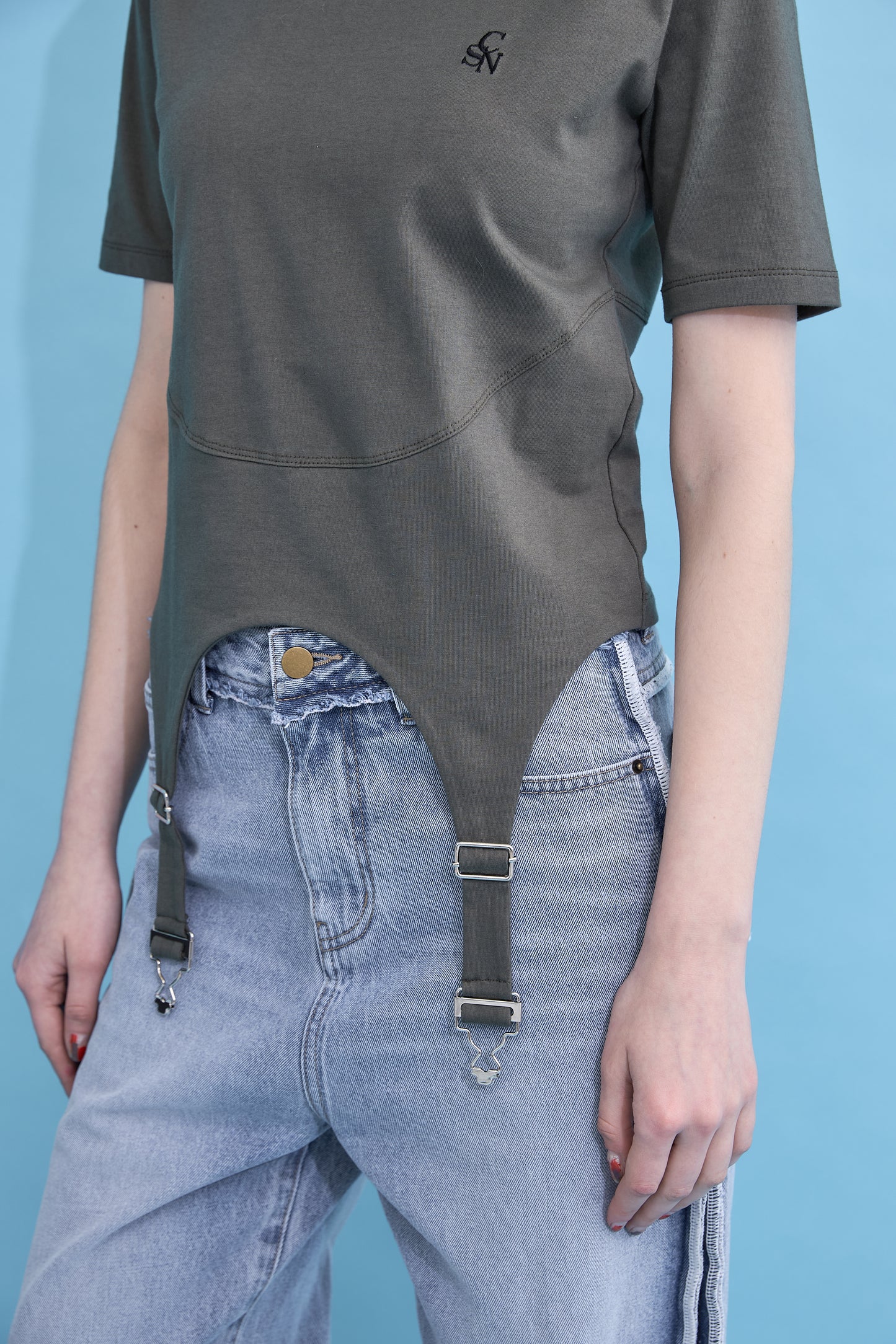 Irregular hem logo T-shirt