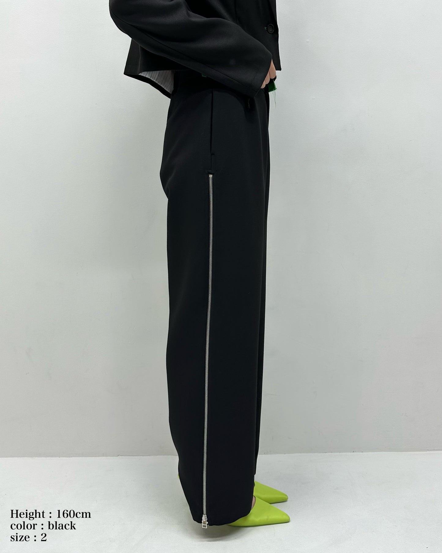 Side line color pants