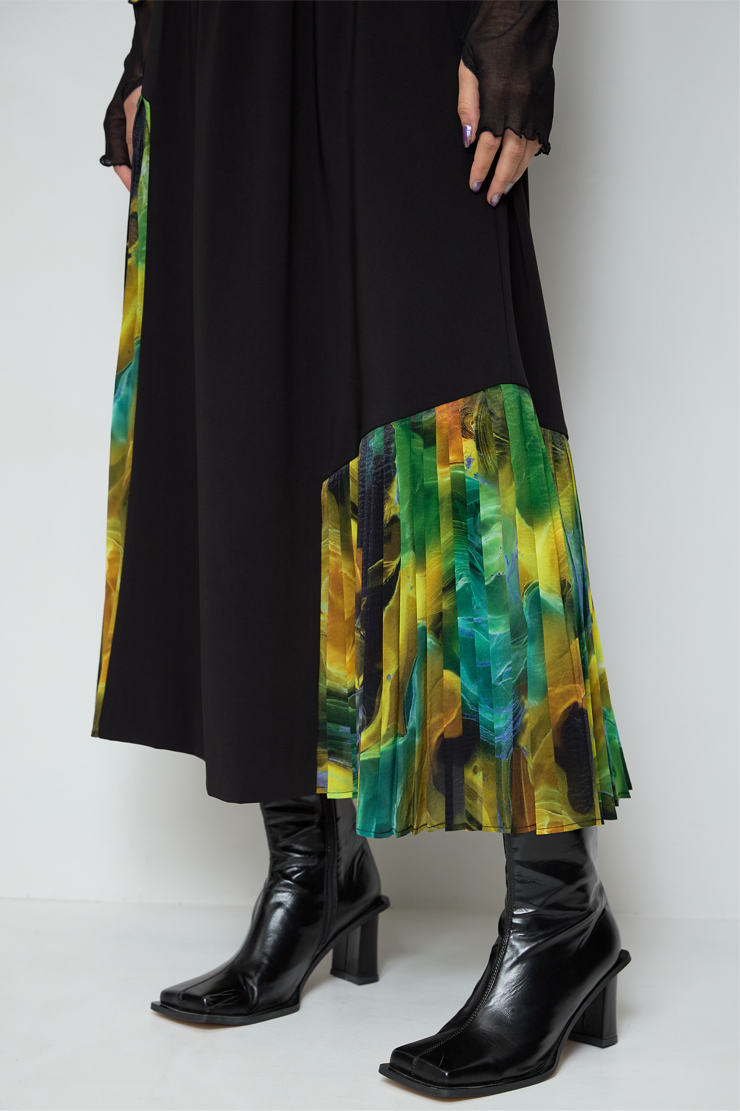 Marble Paint Asymmetry Pleated Skirt