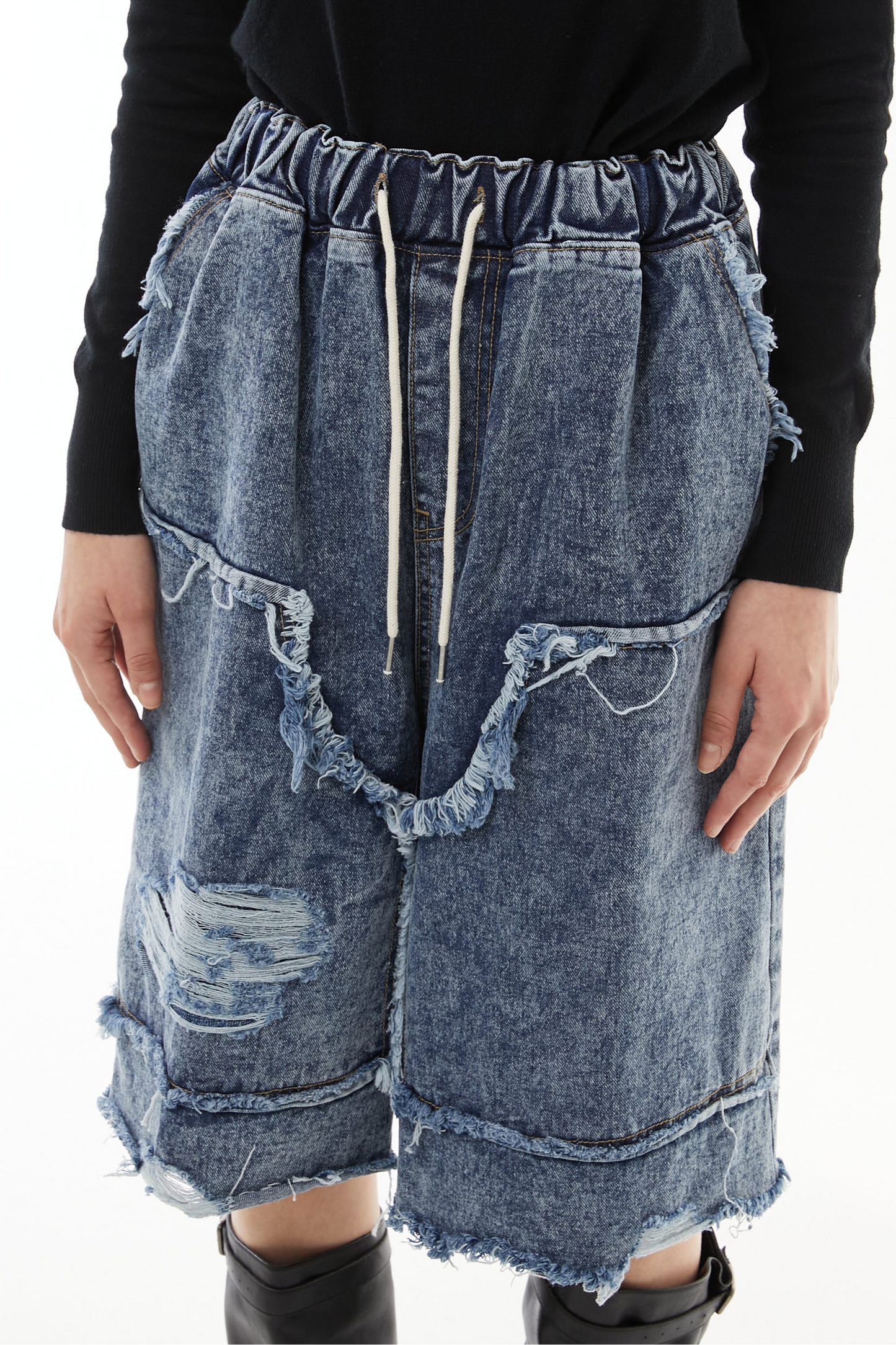 MAYA DENIM
