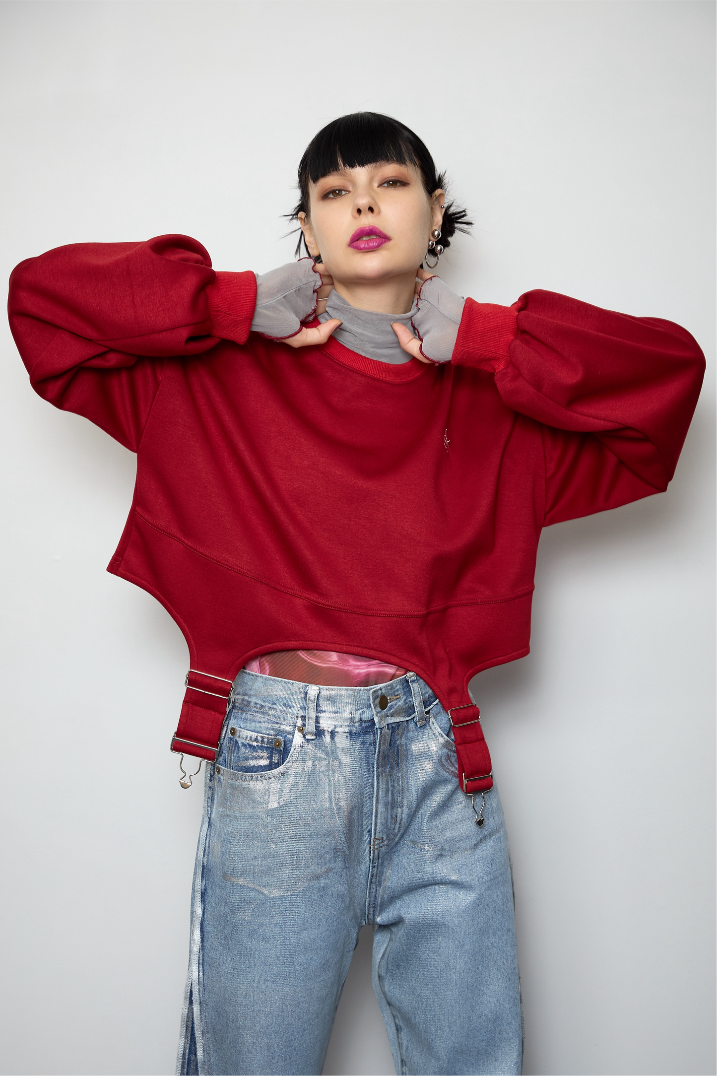 Irregular hem pullover