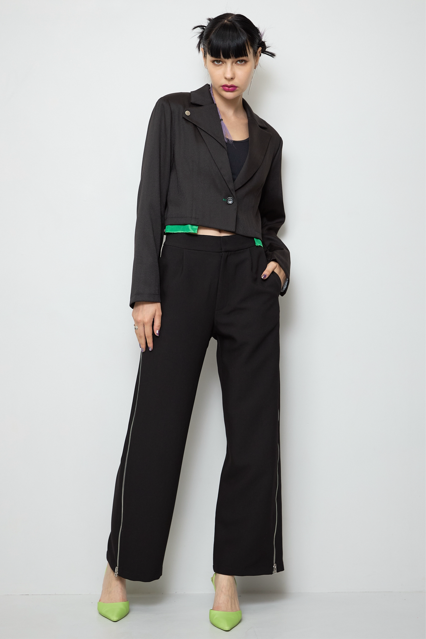 Side line color pants