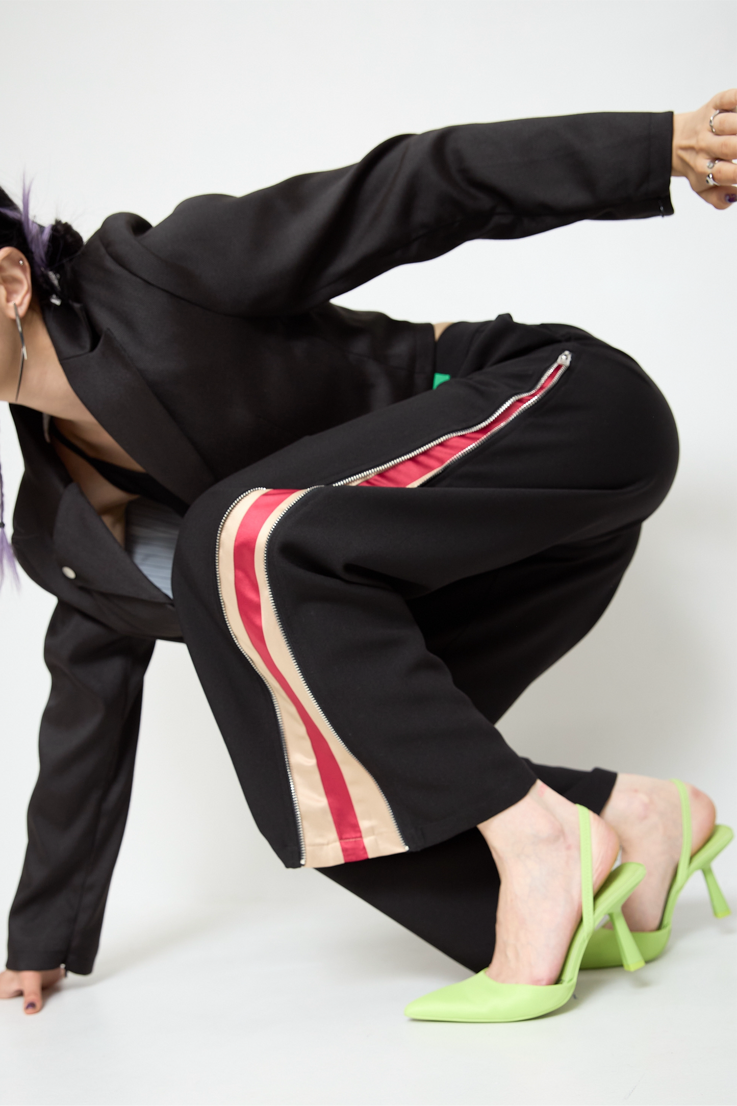 Side line color pants