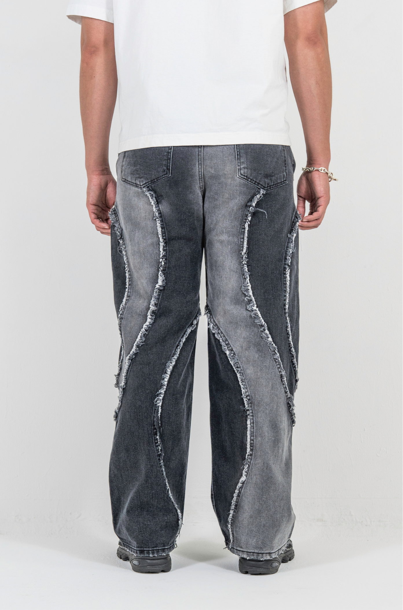 REI DENIM