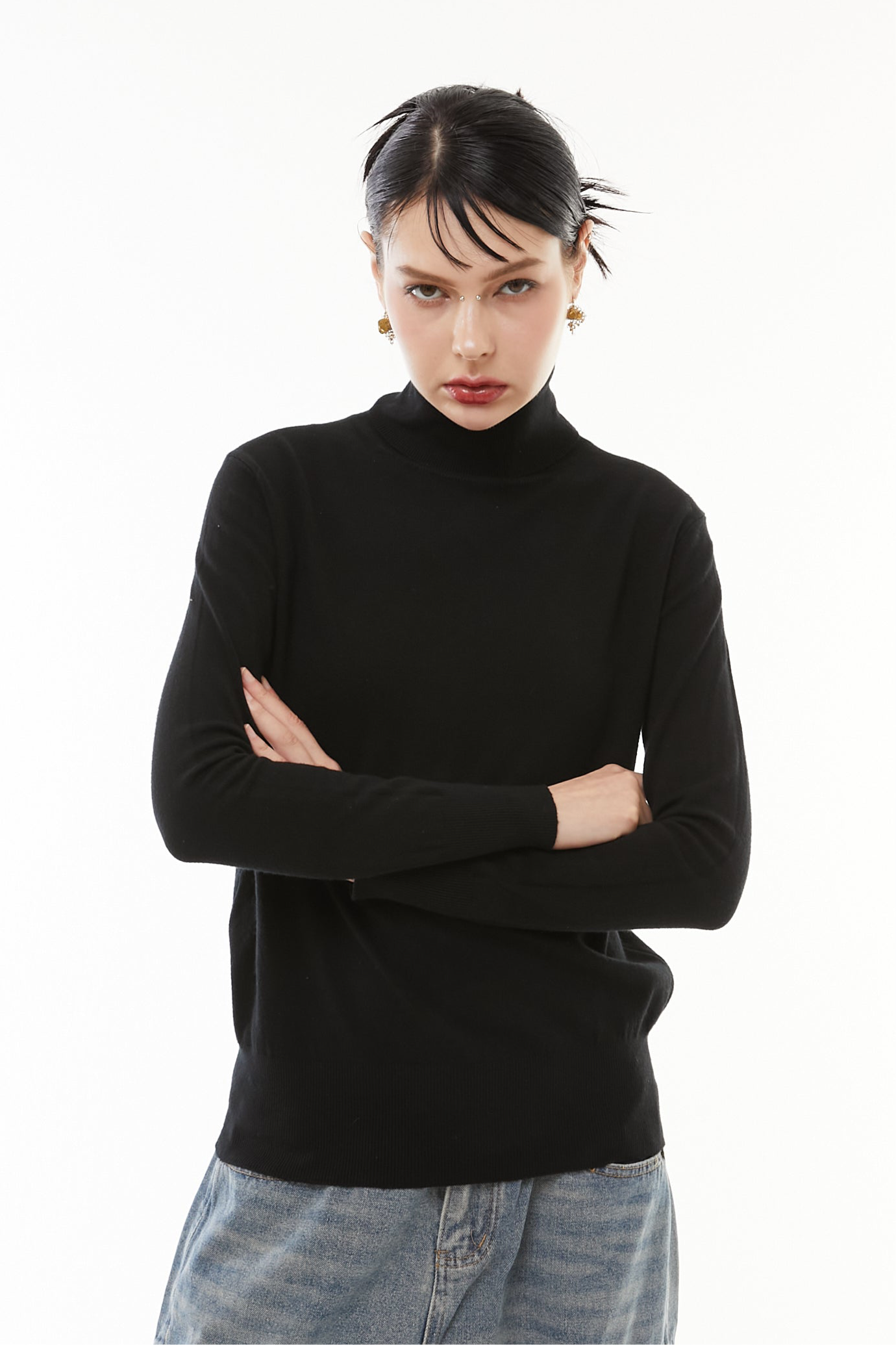 【10月】Cashmere wool turtle knit