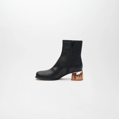 ADELA LETHER BOOTS【Black】