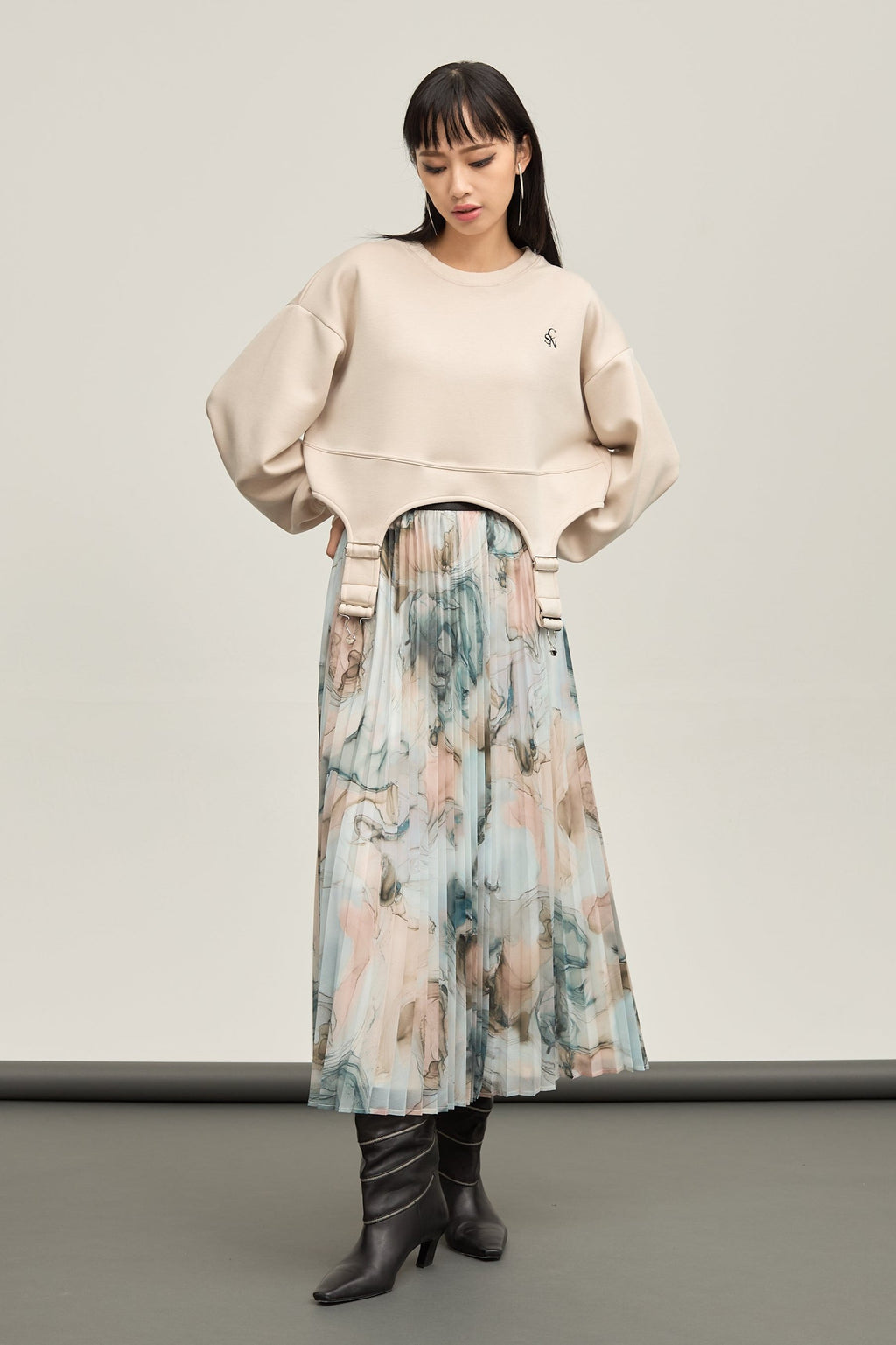 B'2nd別注 Irregular hem pullover