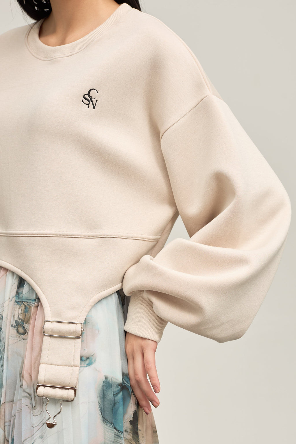 B'2nd別注 Irregular hem pullover