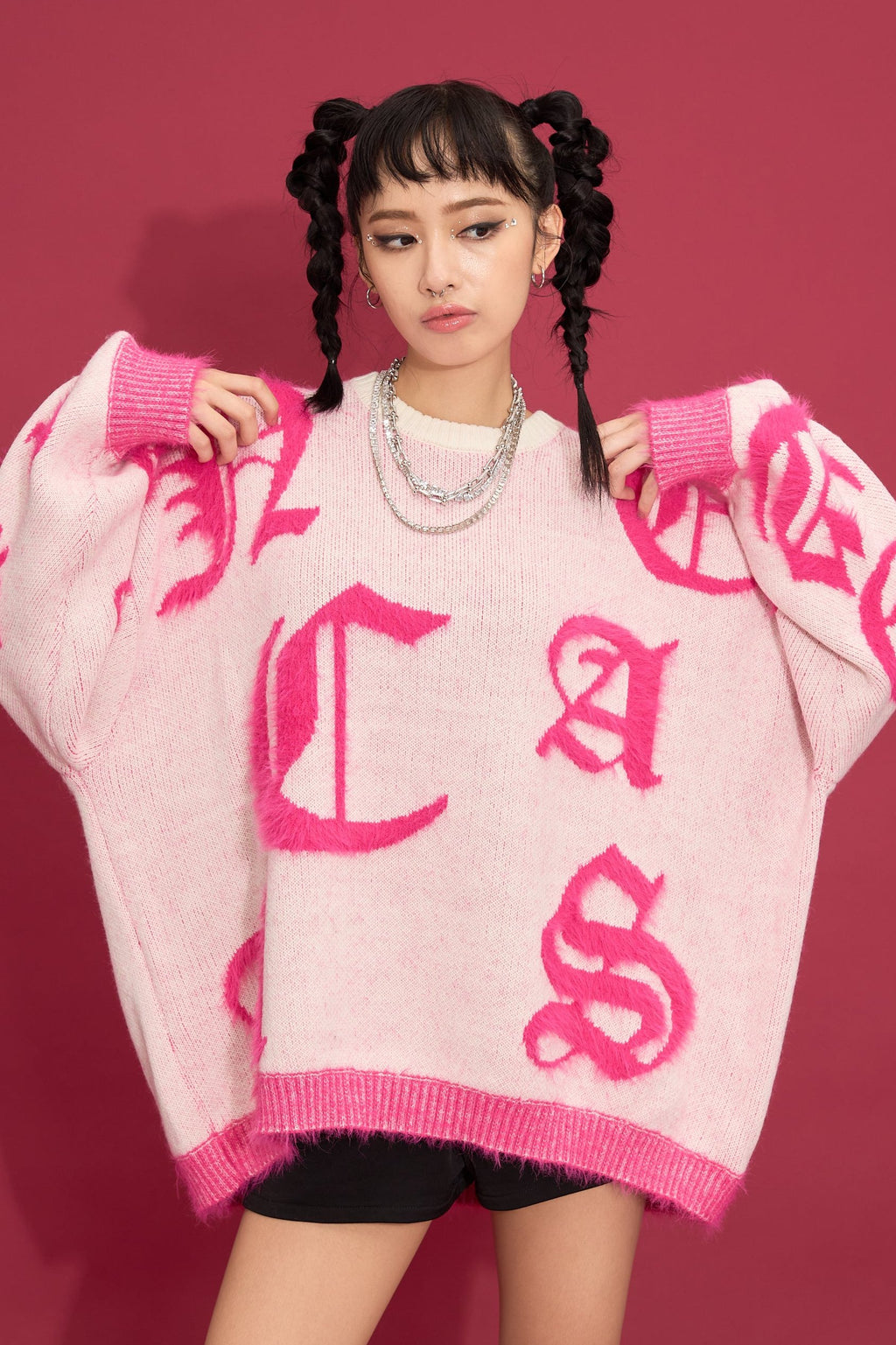 Random logo jacquard knit
