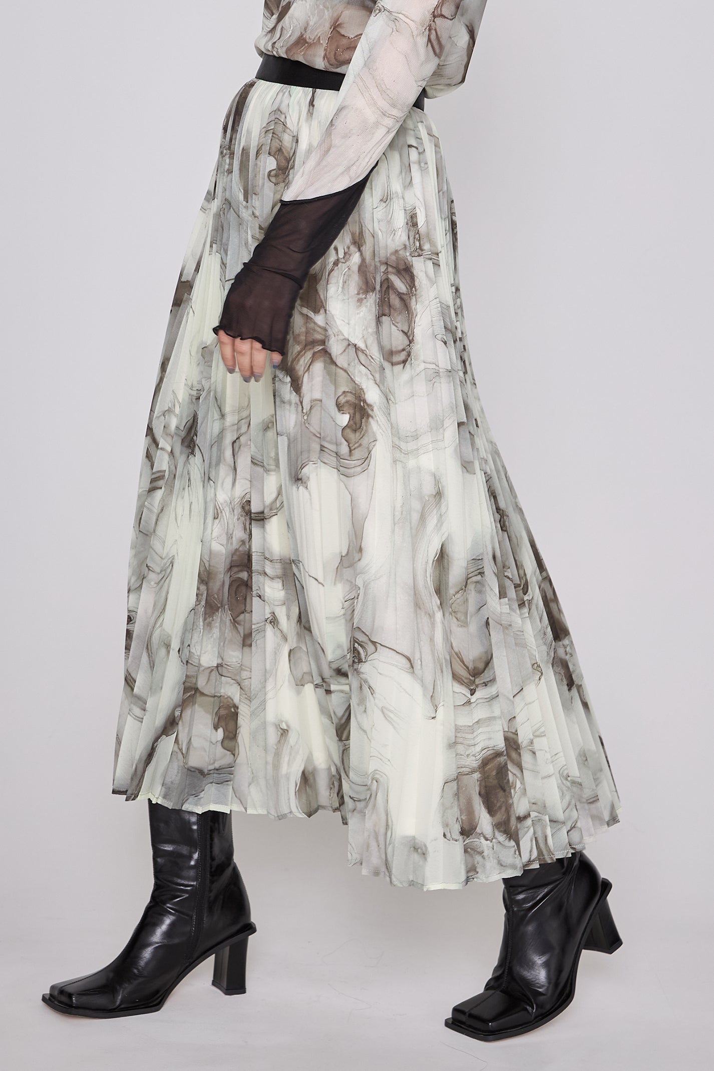 【予約商品】 Marble paint pleated skirt