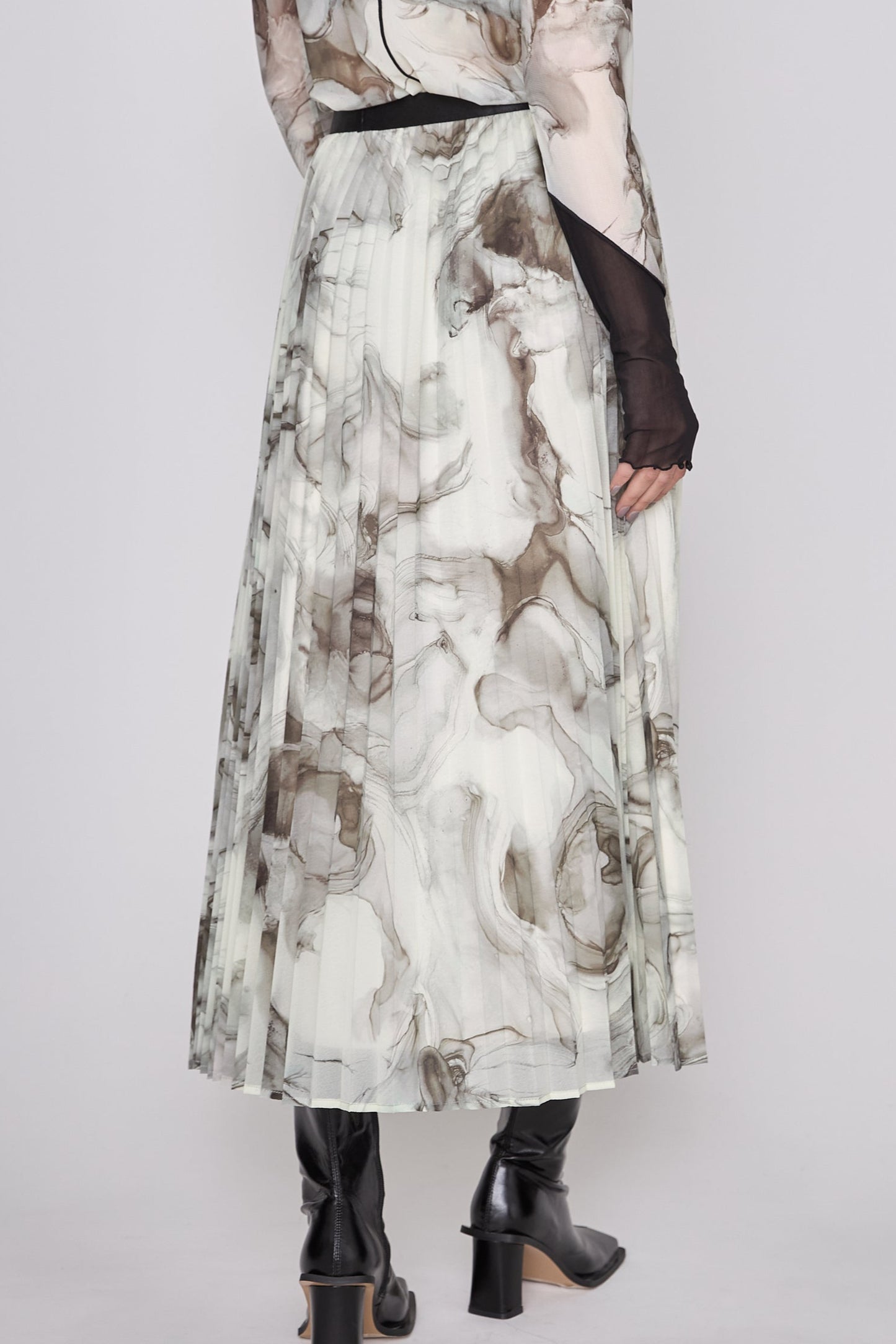 【予約商品】 Marble paint pleated skirt