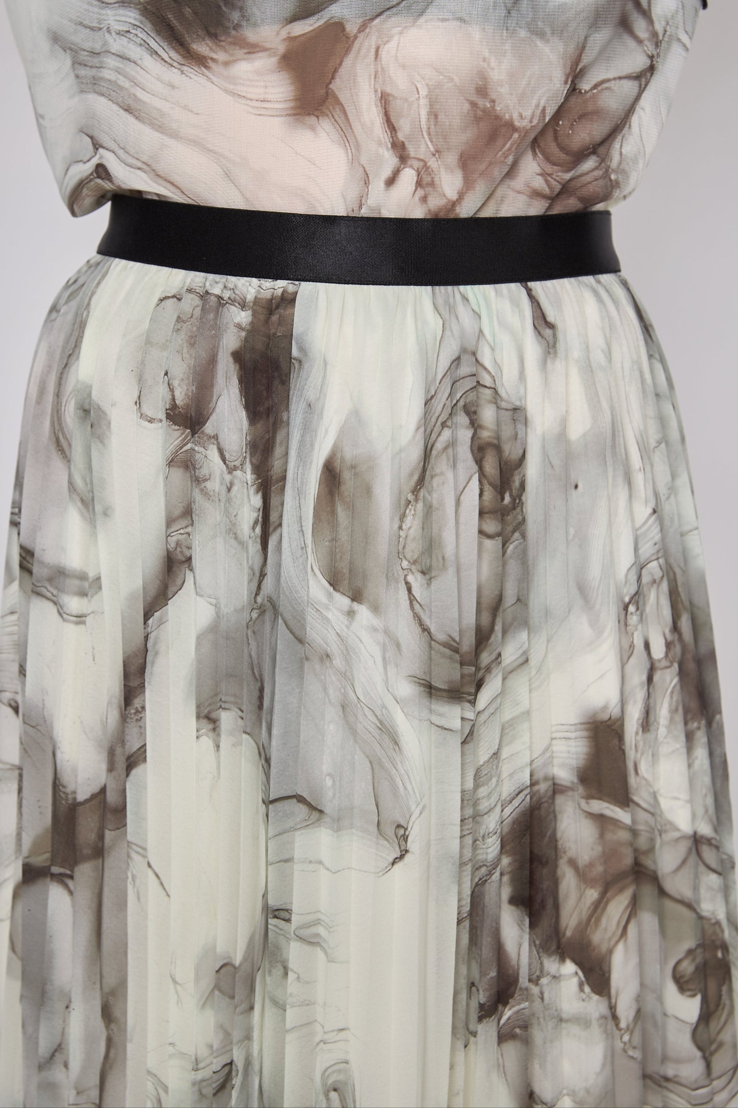 【予約商品】 Marble paint pleated skirt