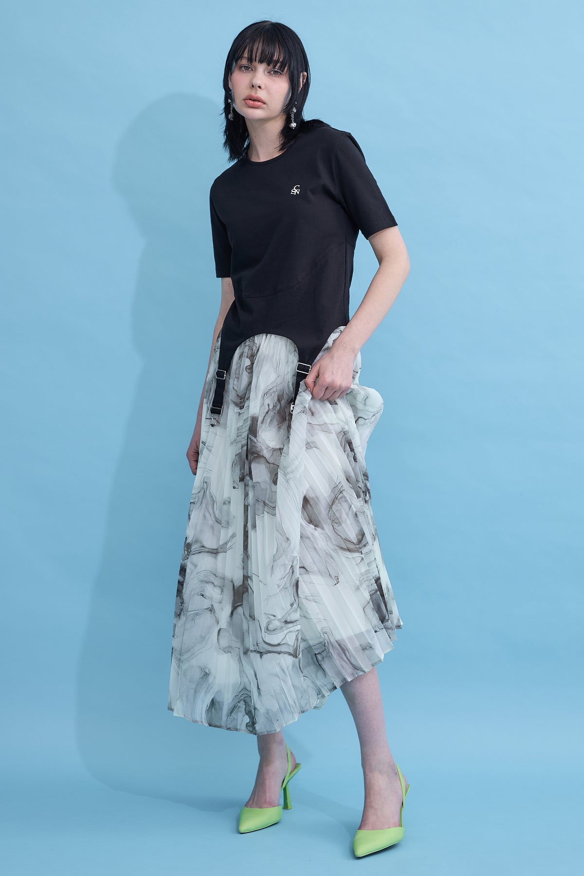 Irregular hem logo T-shirt