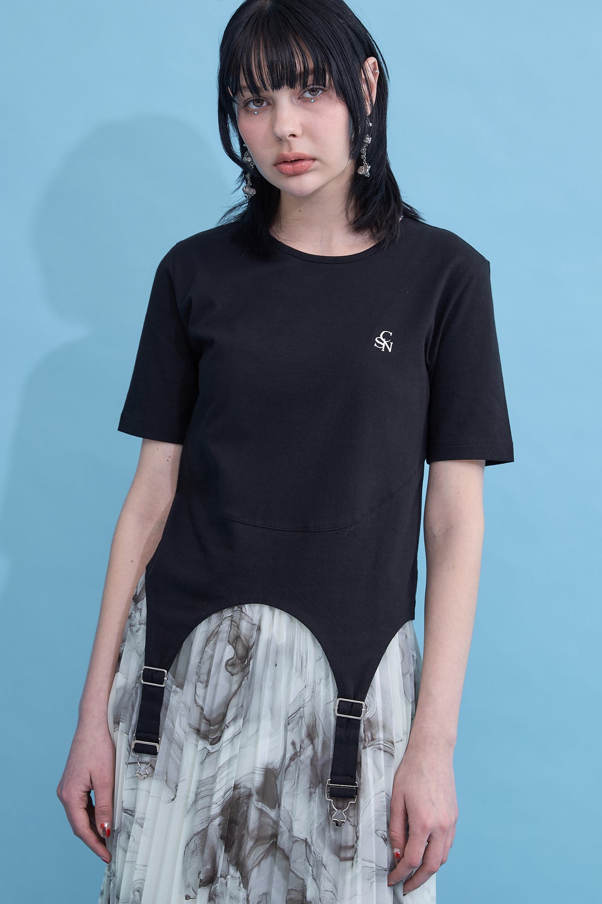 Irregular hem logo T-shirt