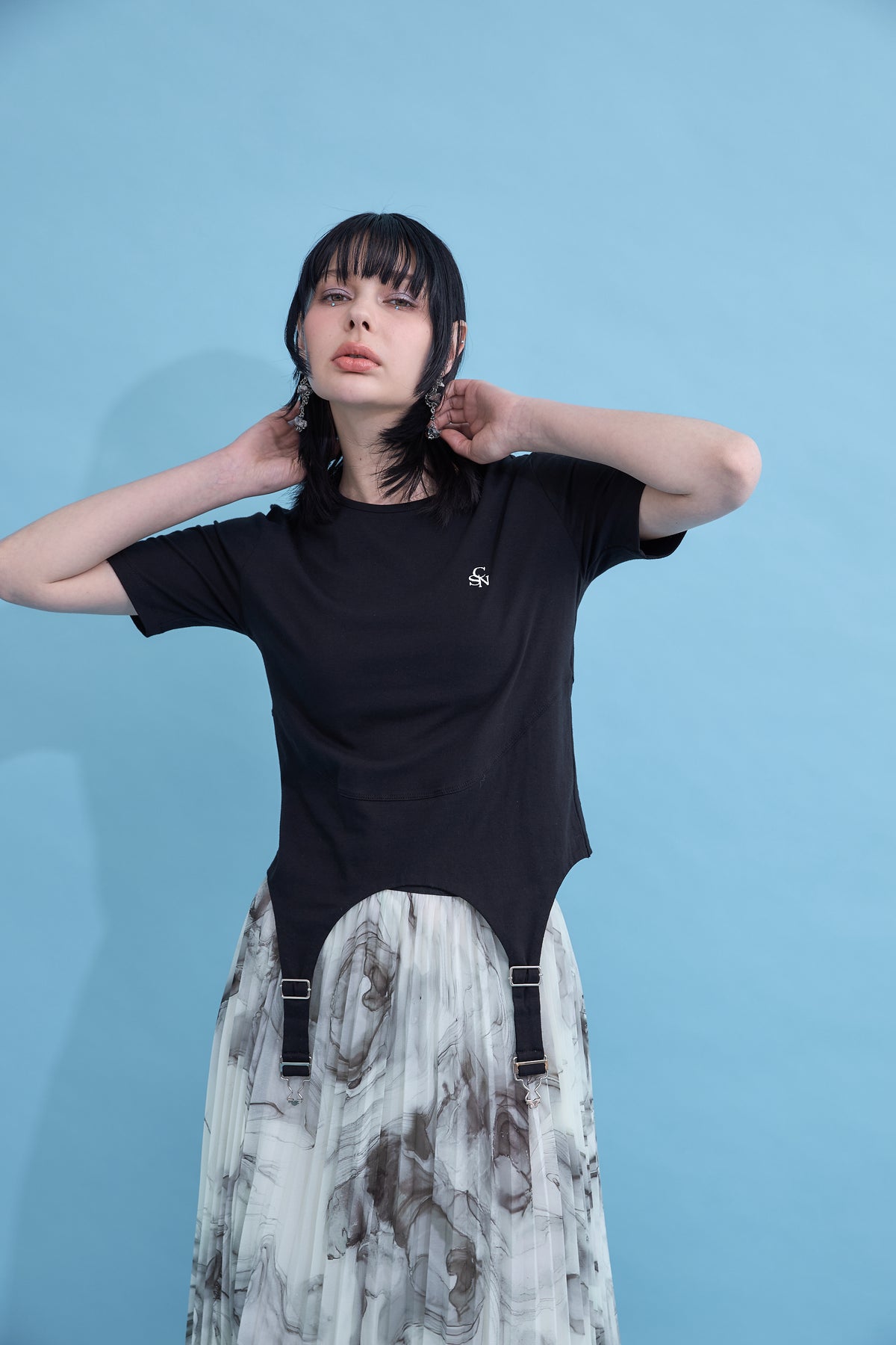 Irregular hem logo T-shirt