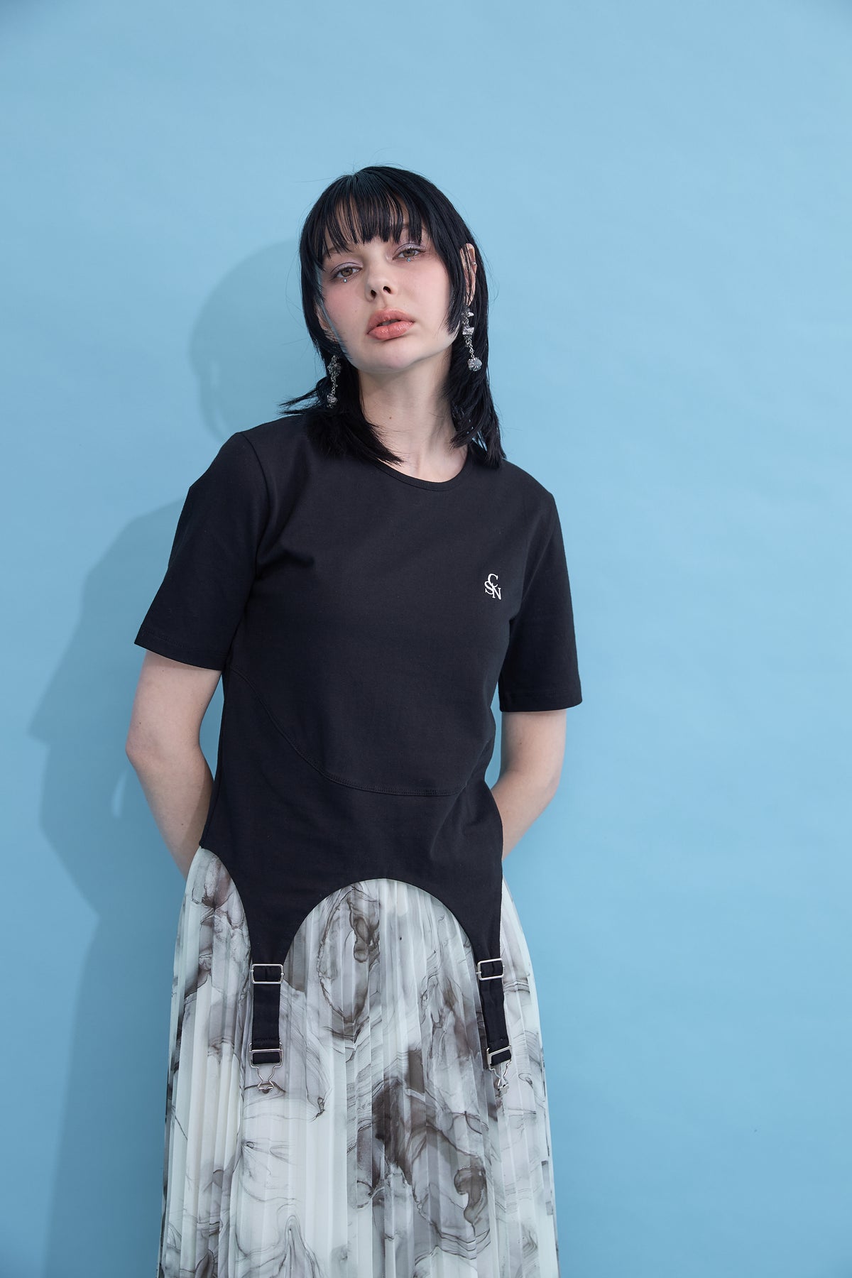 Irregular hem logo T-shirt