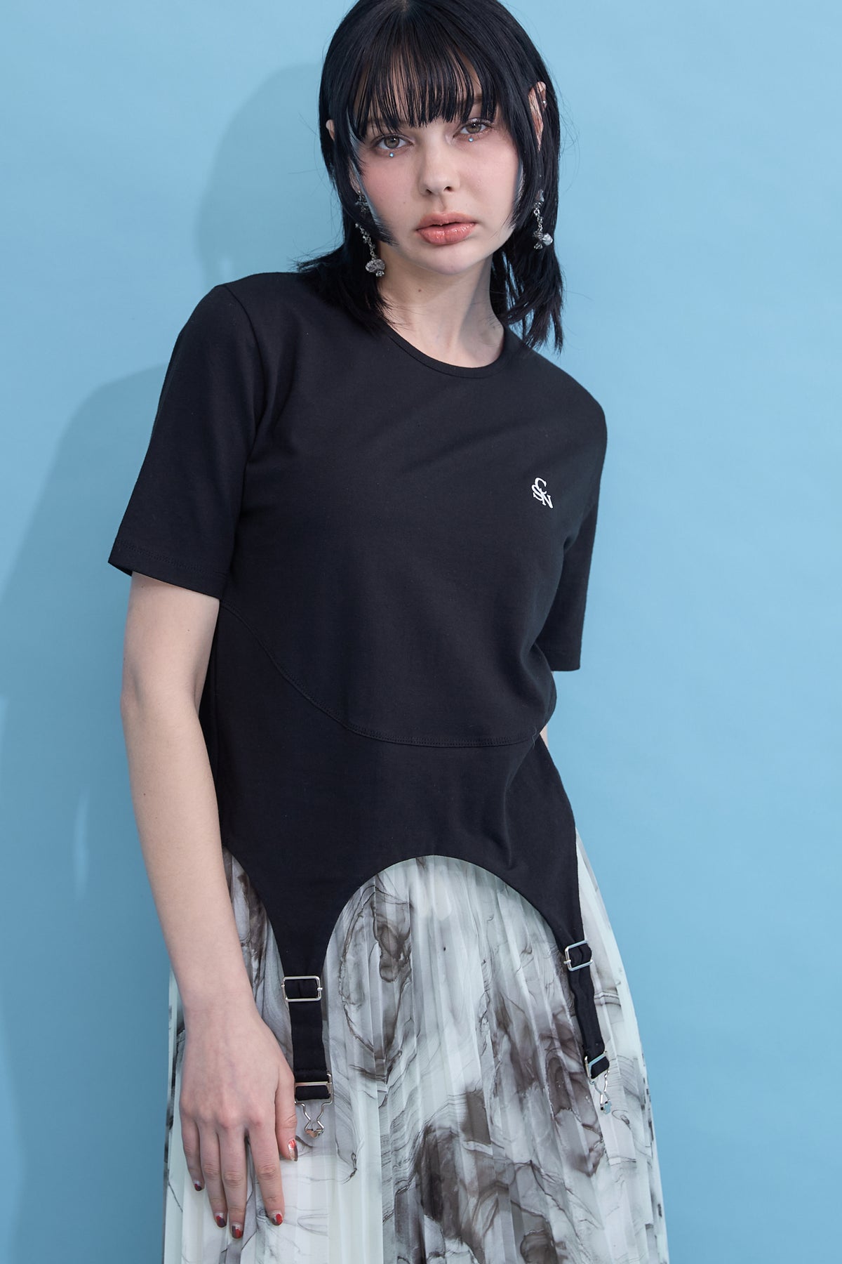 Irregular hem logo T-shirt