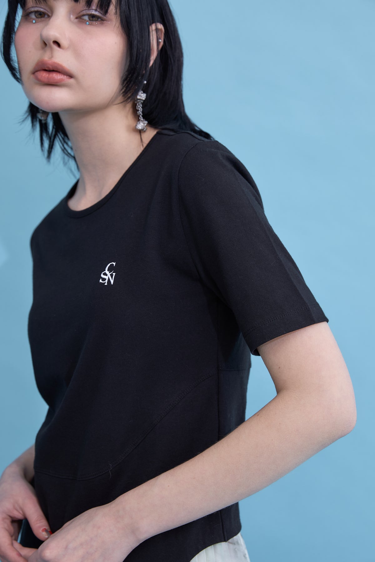 Irregular hem logo T-shirt