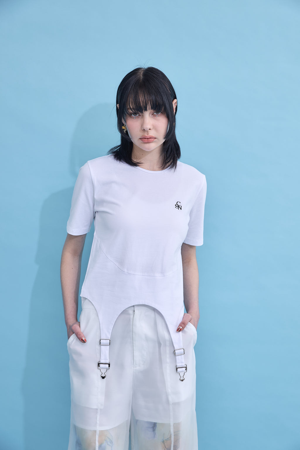 Irregular hem logo T-shirt