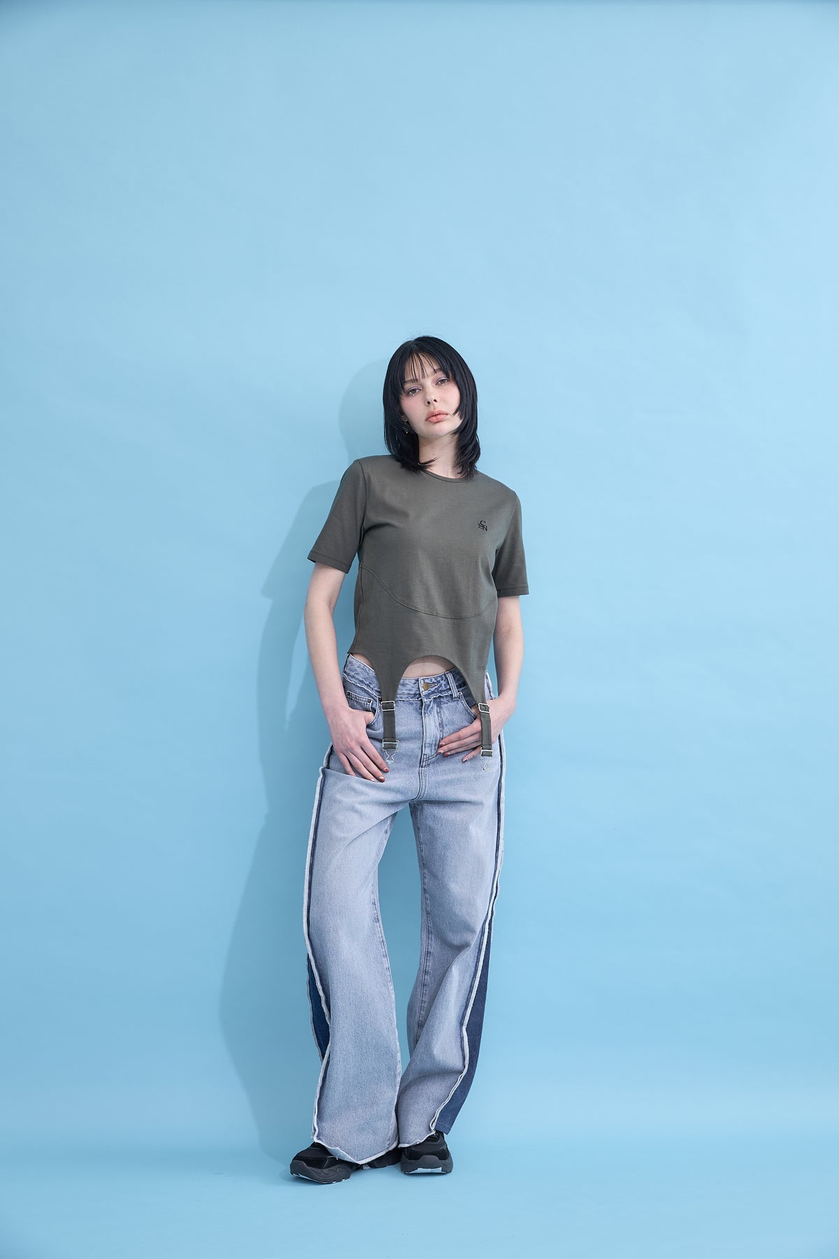 Irregular hem logo T-shirt