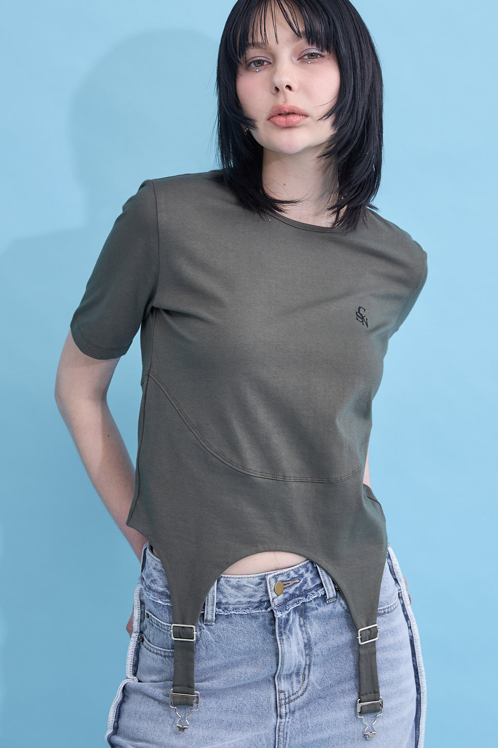 Irregular hem logo T-shirt