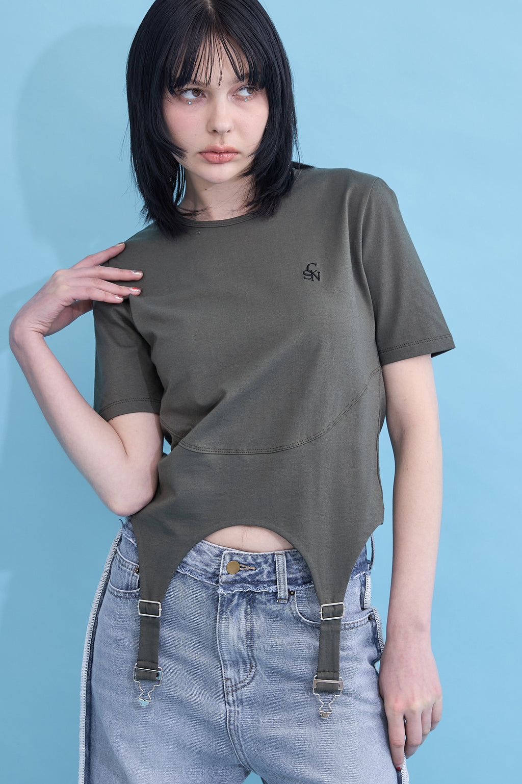 Irregular hem logo T-shirt
