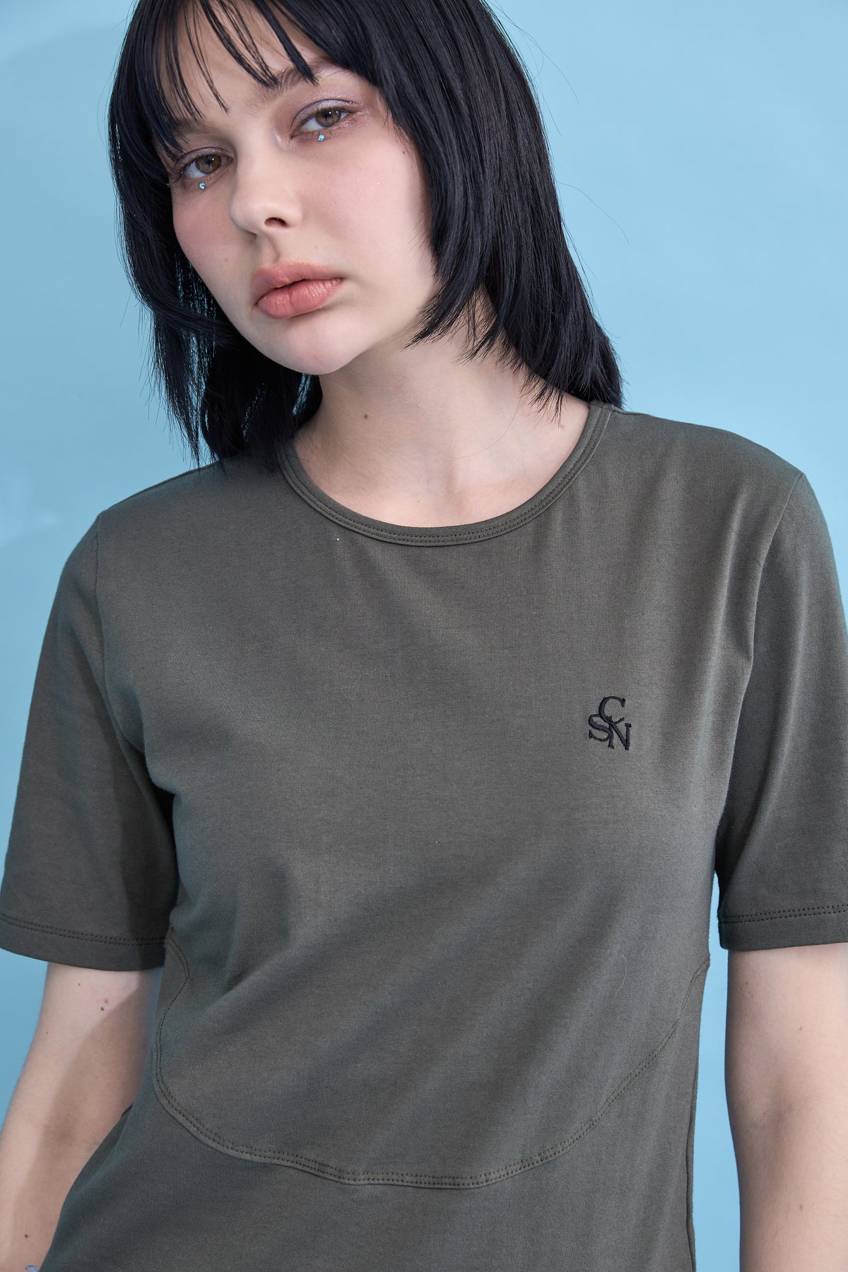 Irregular hem logo T-shirt