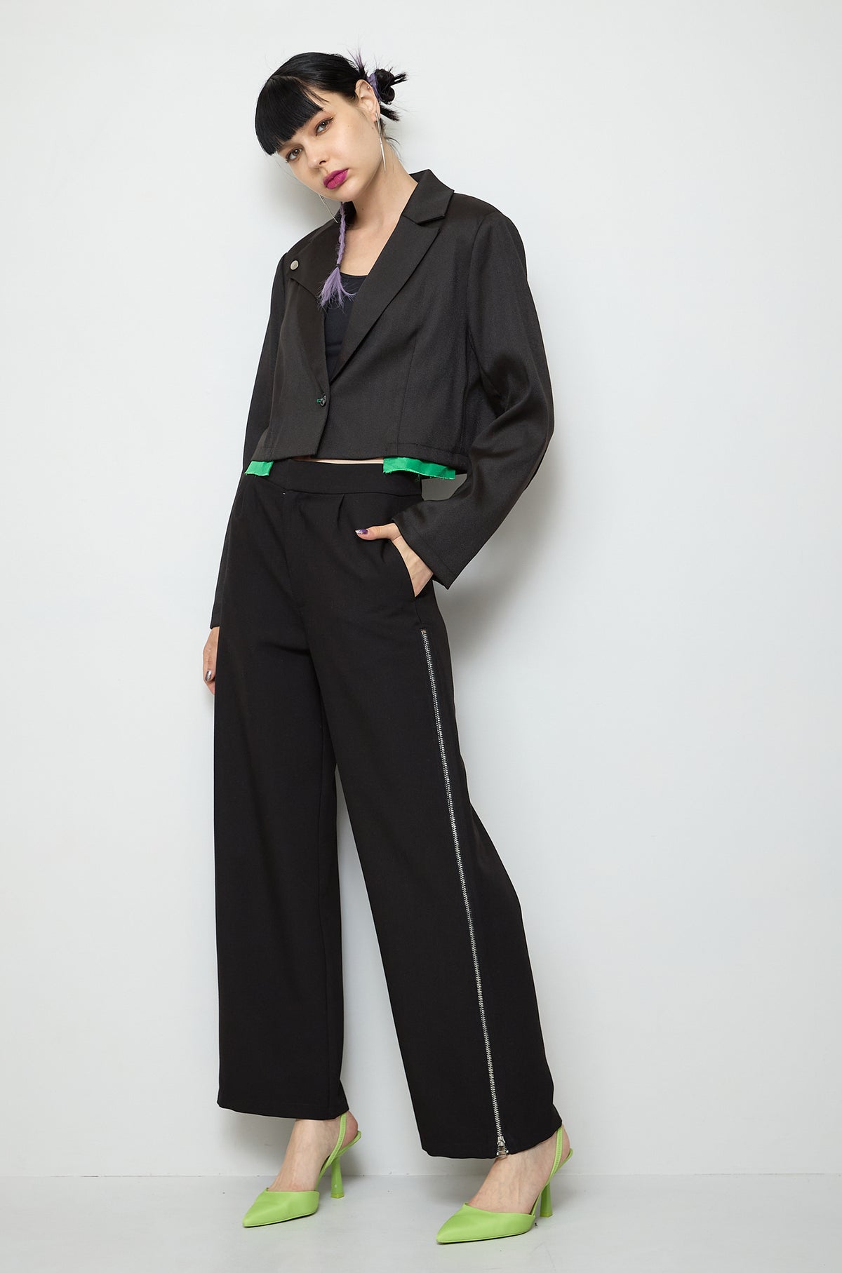 Side line color pants