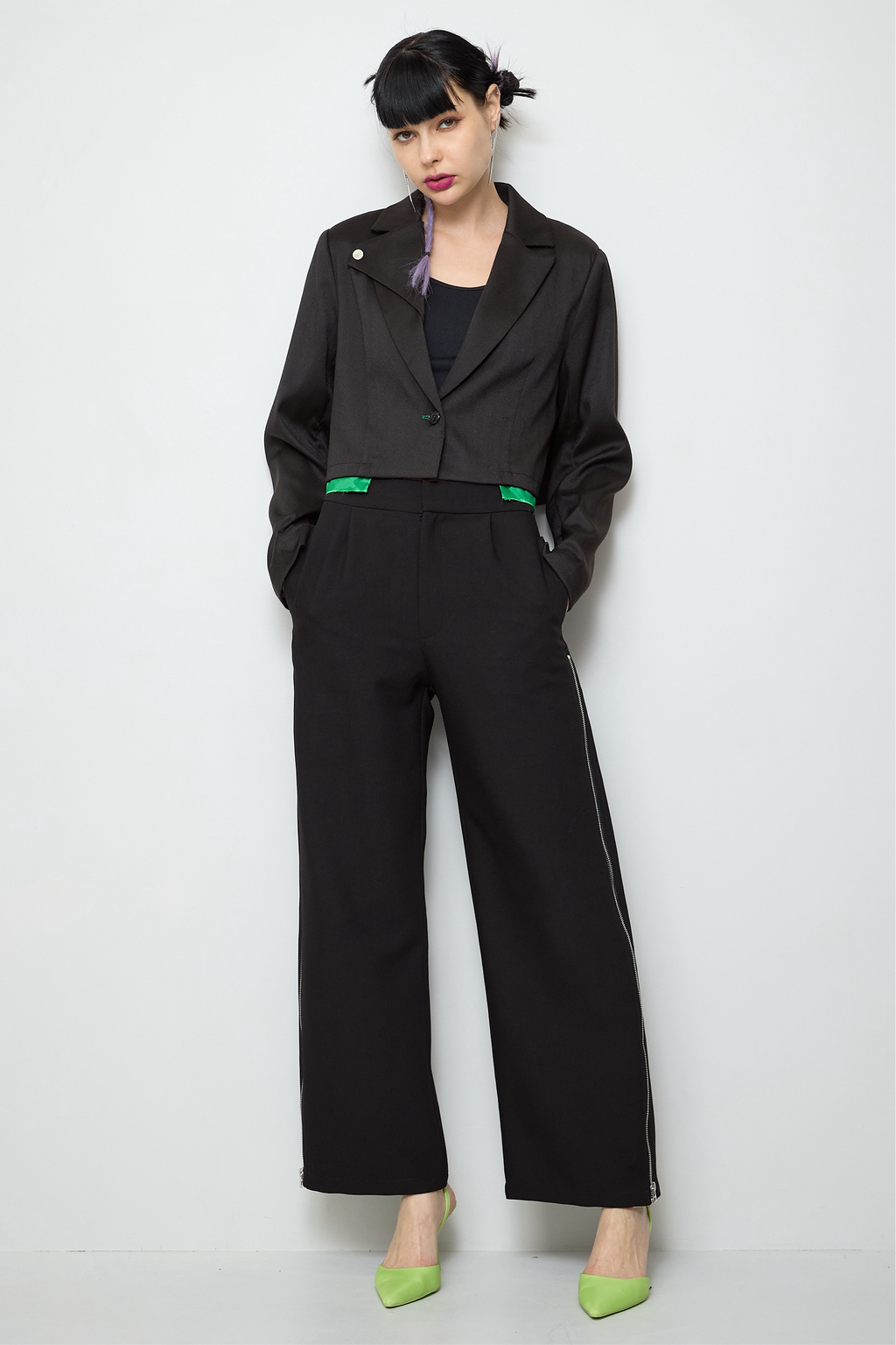 Side line color pants