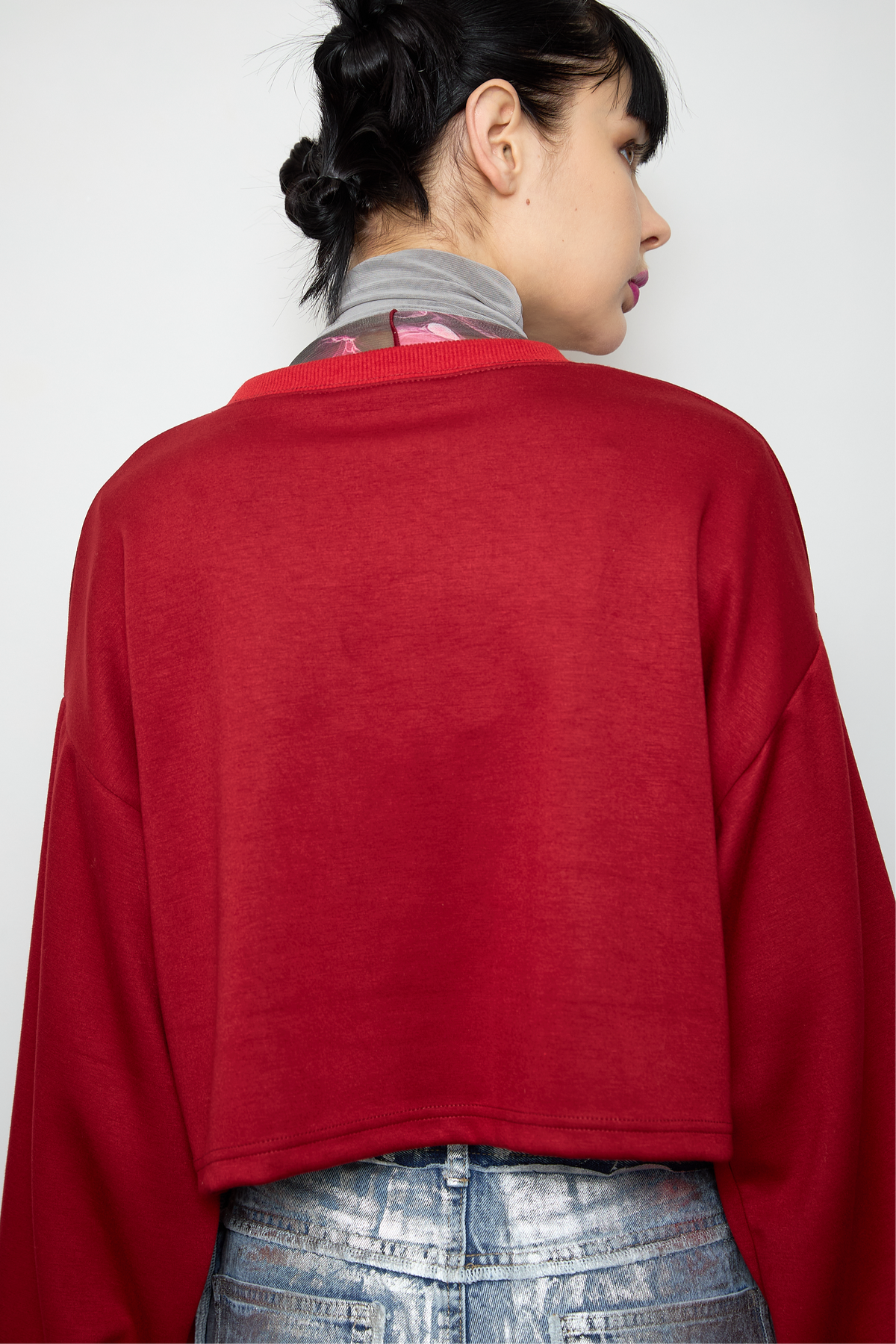 Irregular hem pullover